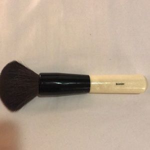 Bobbi brown bronzer brush. NWOT.